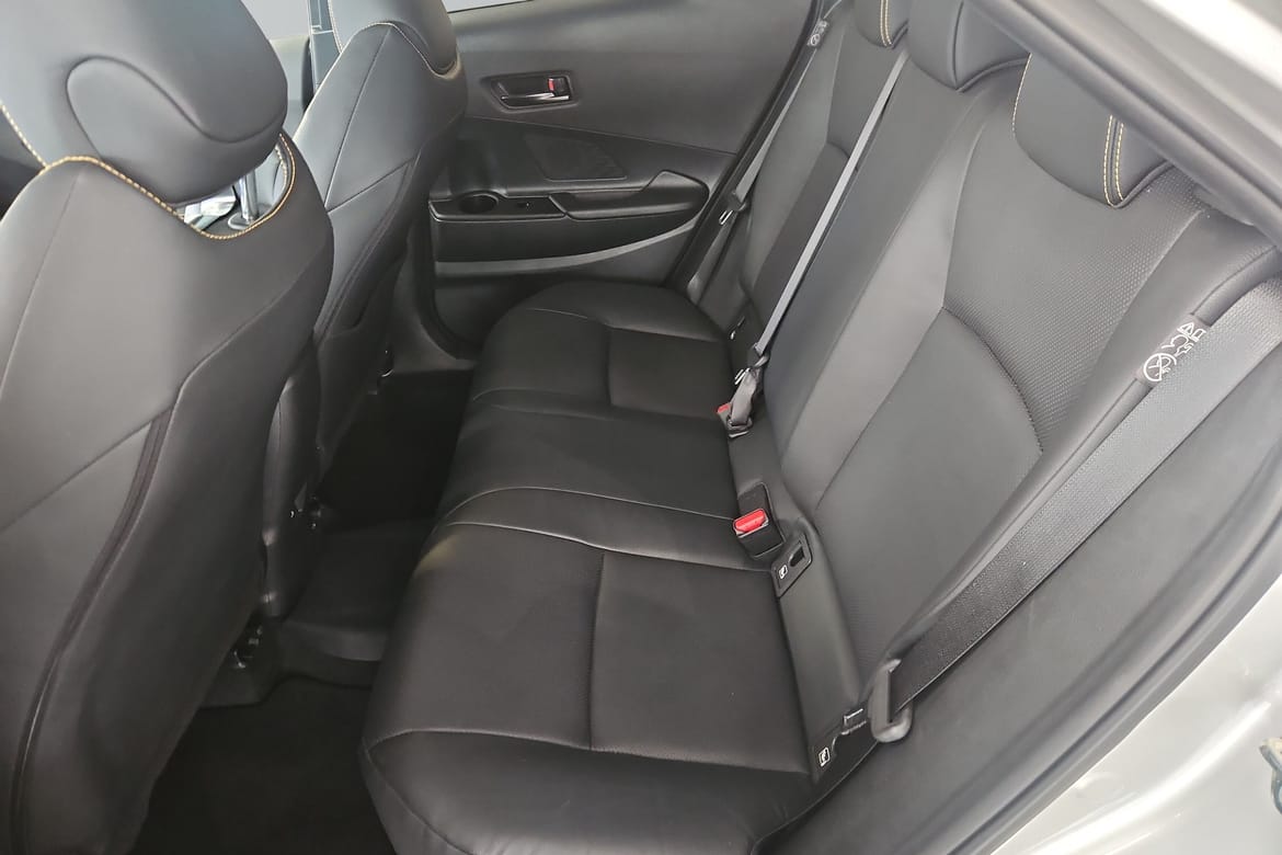 Toyota C-HR 2,0 LADD 2024, bild 7/10