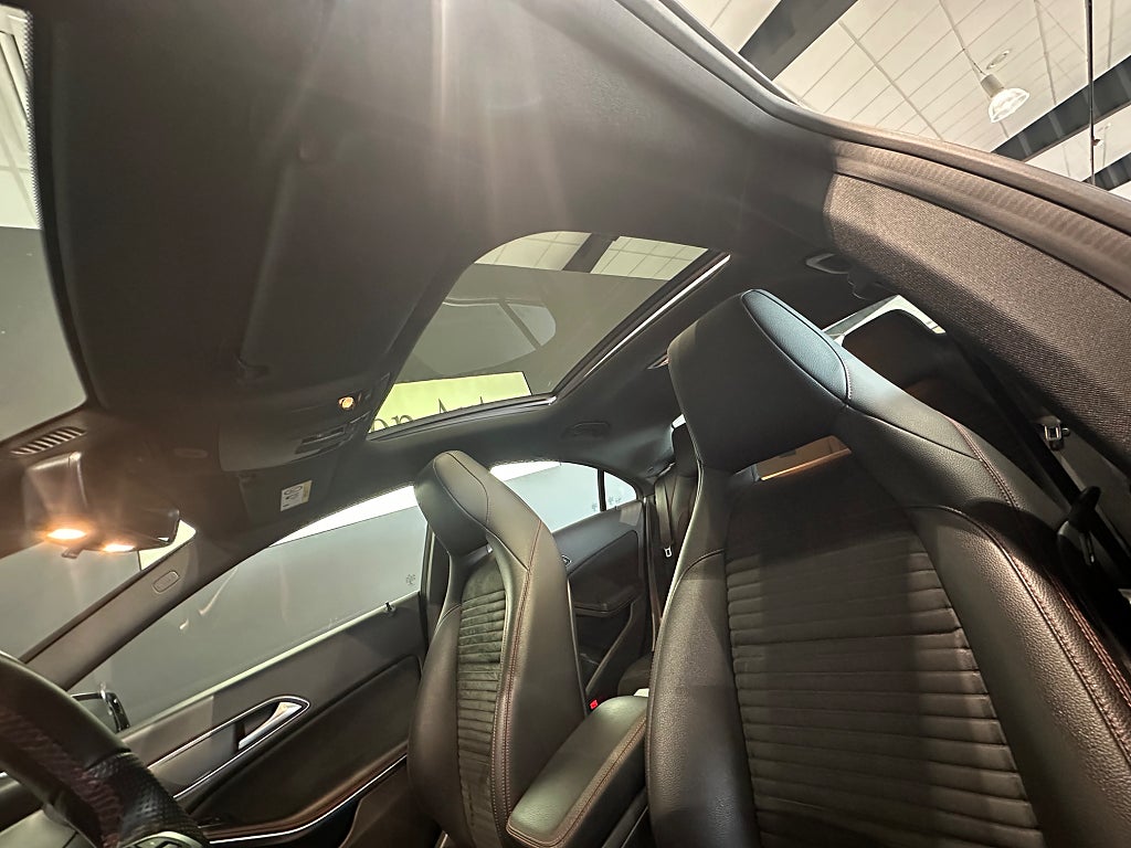Mercedes-Benz CLA 200 AMG Värmare Coupe Glastak - bild 15