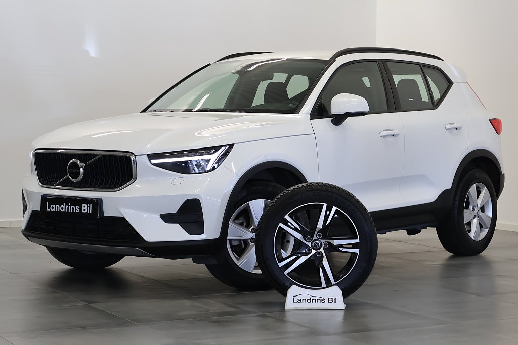 Volvo XC40 B3 DCT Essential V-Hjul Kamera 1Ägare Navi