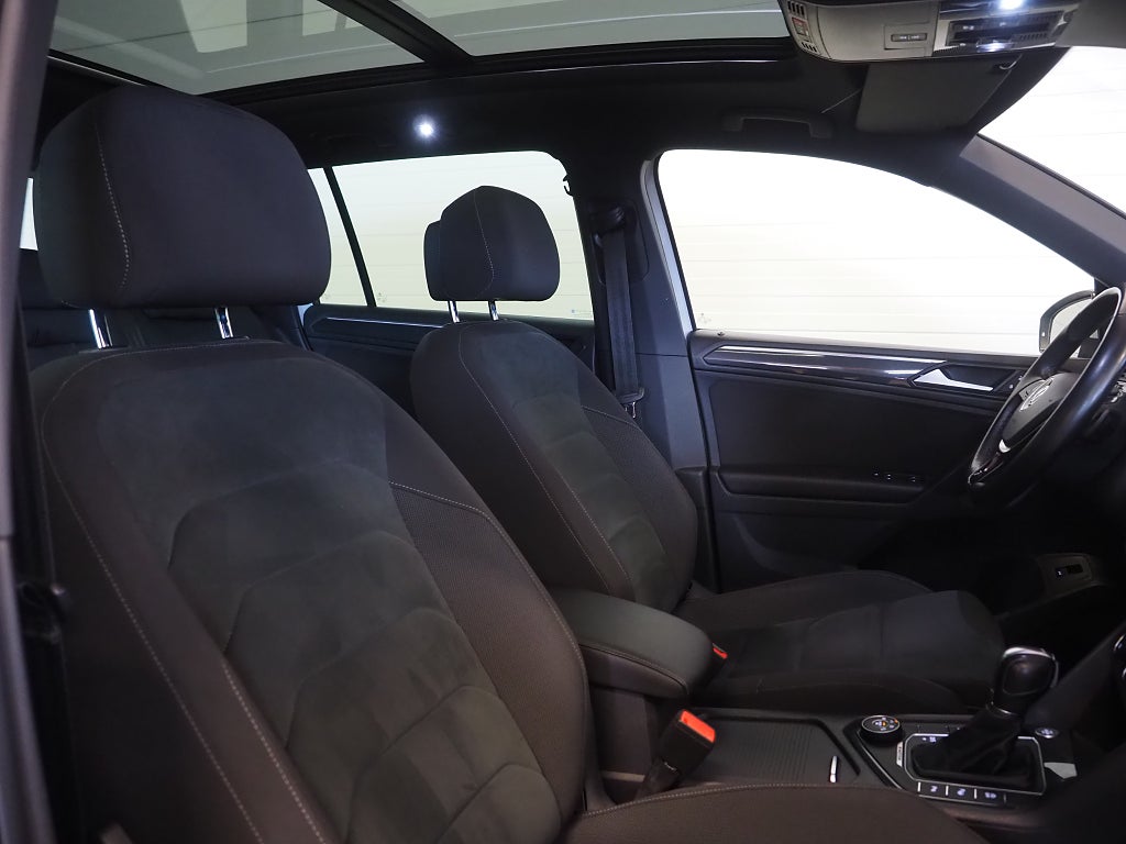 Volkswagen Tiguan TDI 190hk GT 4M R-Line |Drag|D-värm|Pano|Cockpit| 2019