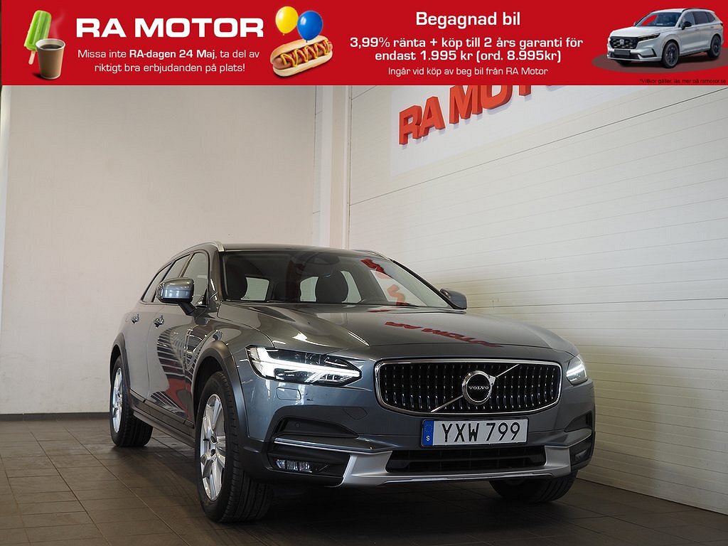 Volvo V90 Cross Country D4 AWD Momentum Navi VOC Teknikpkt 2018