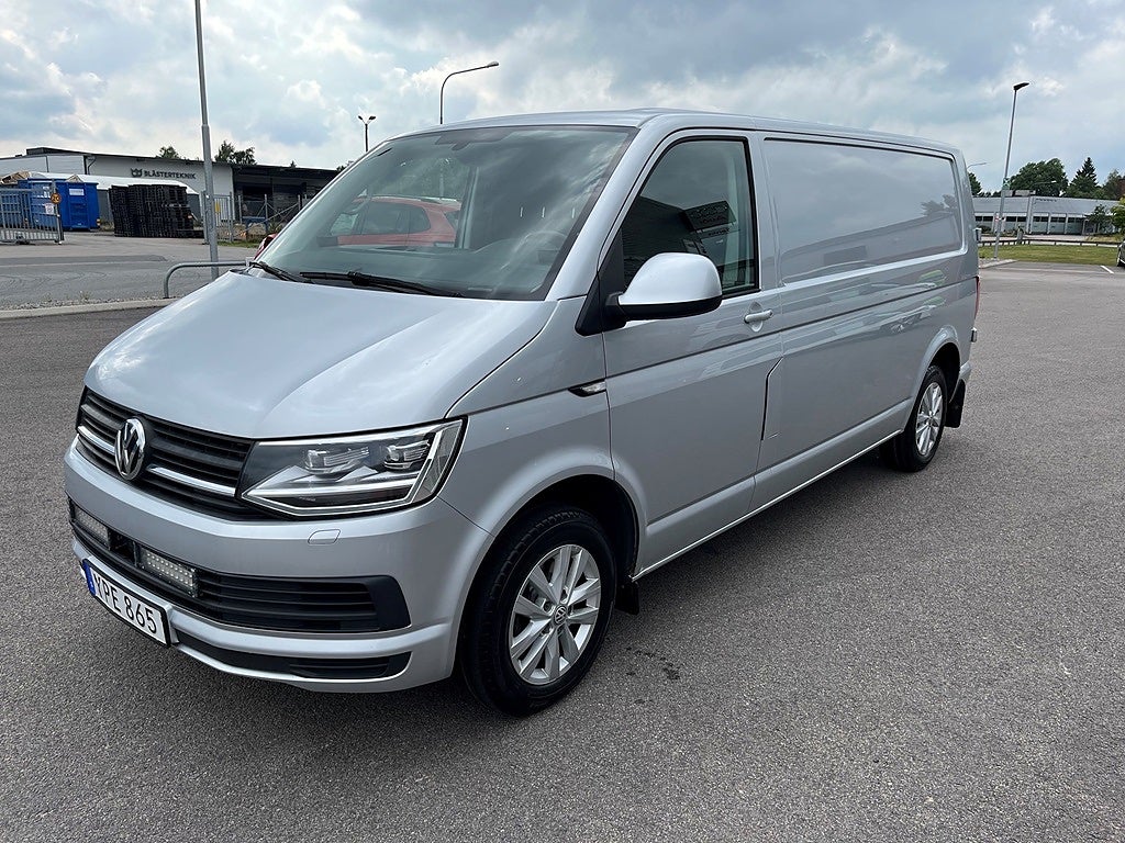 Volkswagen Transporter T6 Kombi lång hjulbas 150hk DSG