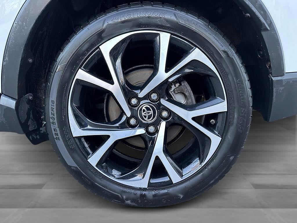 Toyota C-HR 2017 - miniatyr 11