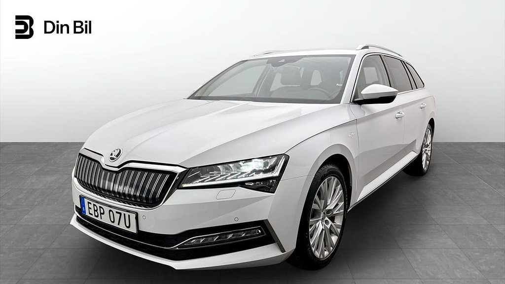 Skoda Superb iV Kombi L&K 1,4 TSI 218hk DSG /Drag/Värmare/DCC