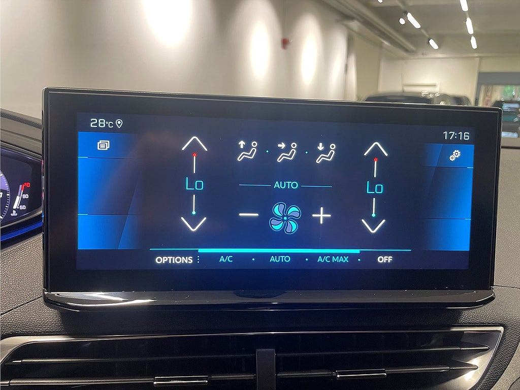 Bild på Peugeot 3008 GT 1.2 PT 130hk Aut - B-KAMERA, CARPLAY, NAVI