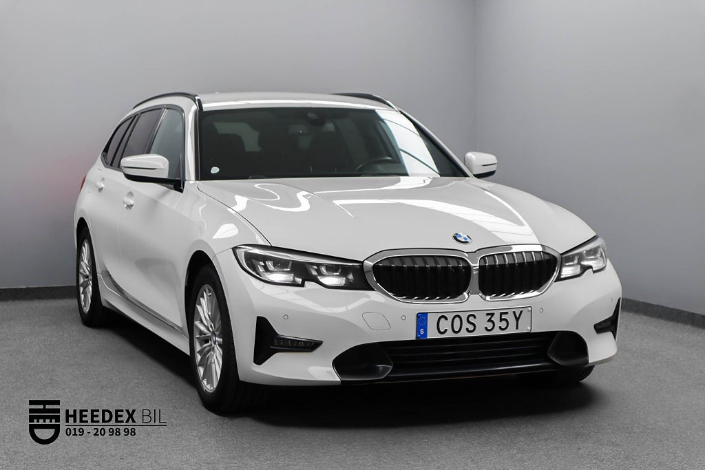 BMW 320D xDrive Touring 190hk Sport line Cockpit Drag Rattvärme