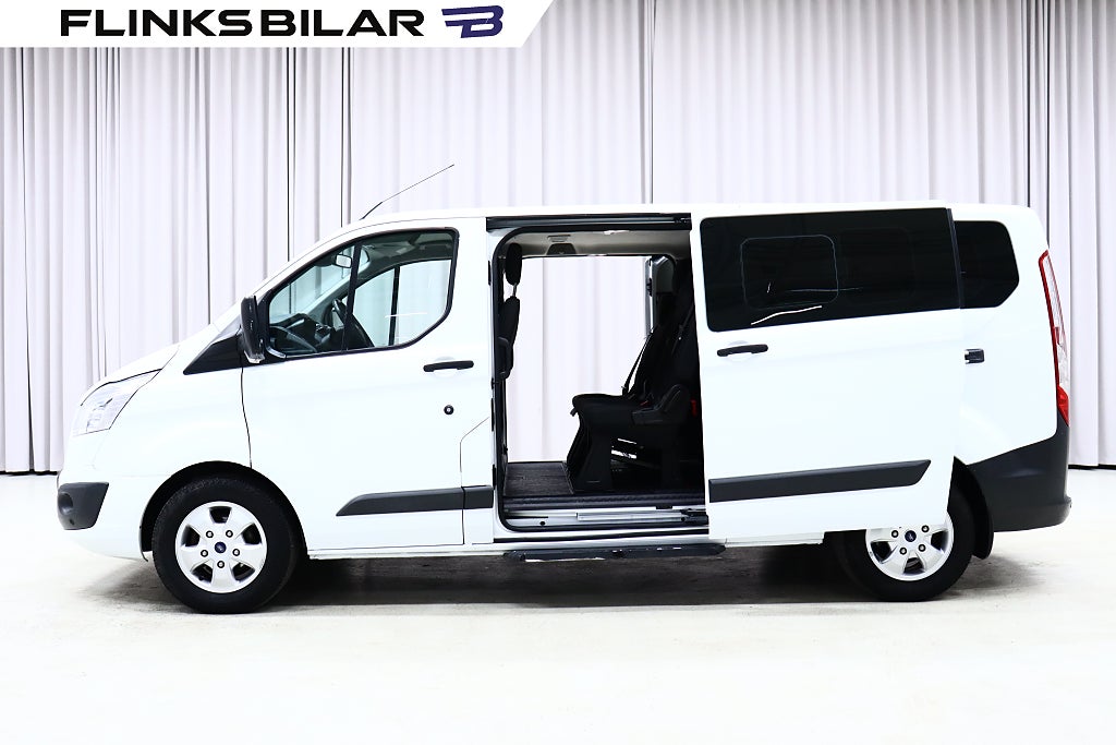 Ford Tourneo Custom 170HK L2|9-Sits|Drag|Värmare|NyKamrem
