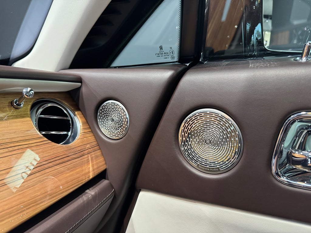 Rolls-Royce Wraith 6.6 V12 Bespoke Head up Two tone - bild 16