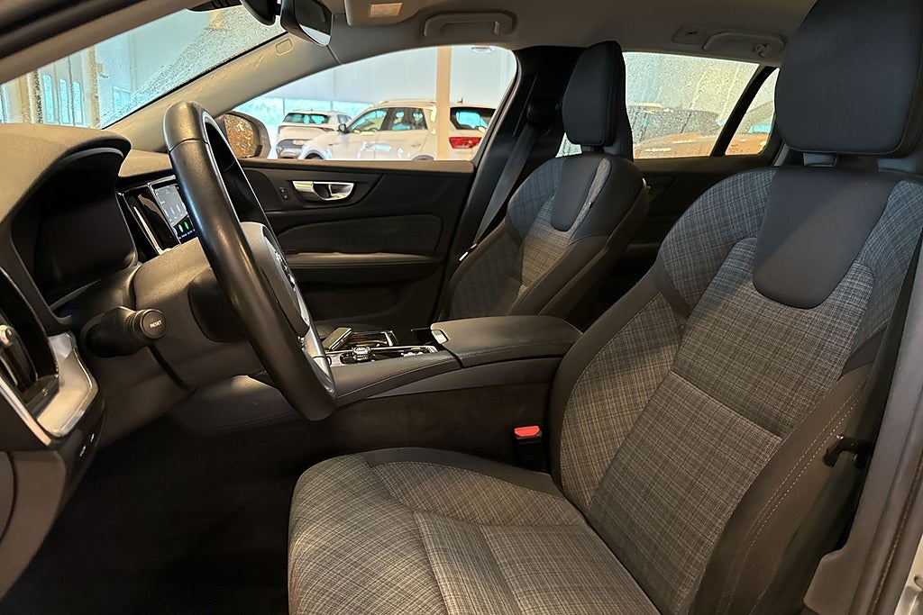 Volvo V60 Recharge T6 AWD Aut Core Edition Drag Kamera Navi V-hju miniatyr 12