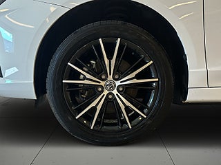 MG 5 Long Range 61.1 kWh Luxury Pvärm Garanti 360° SoV MOMS – bild 14