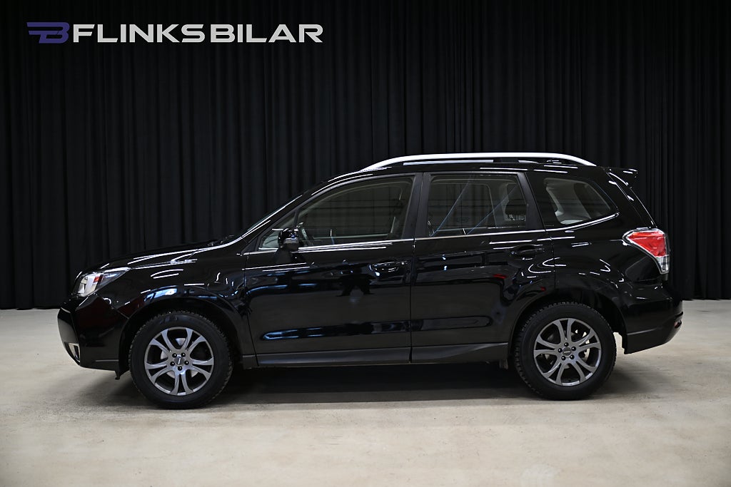Subaru Forester 2.0 4WD 150HK Automat|Drag|Backkamera|Rattvärme|Adaptiv