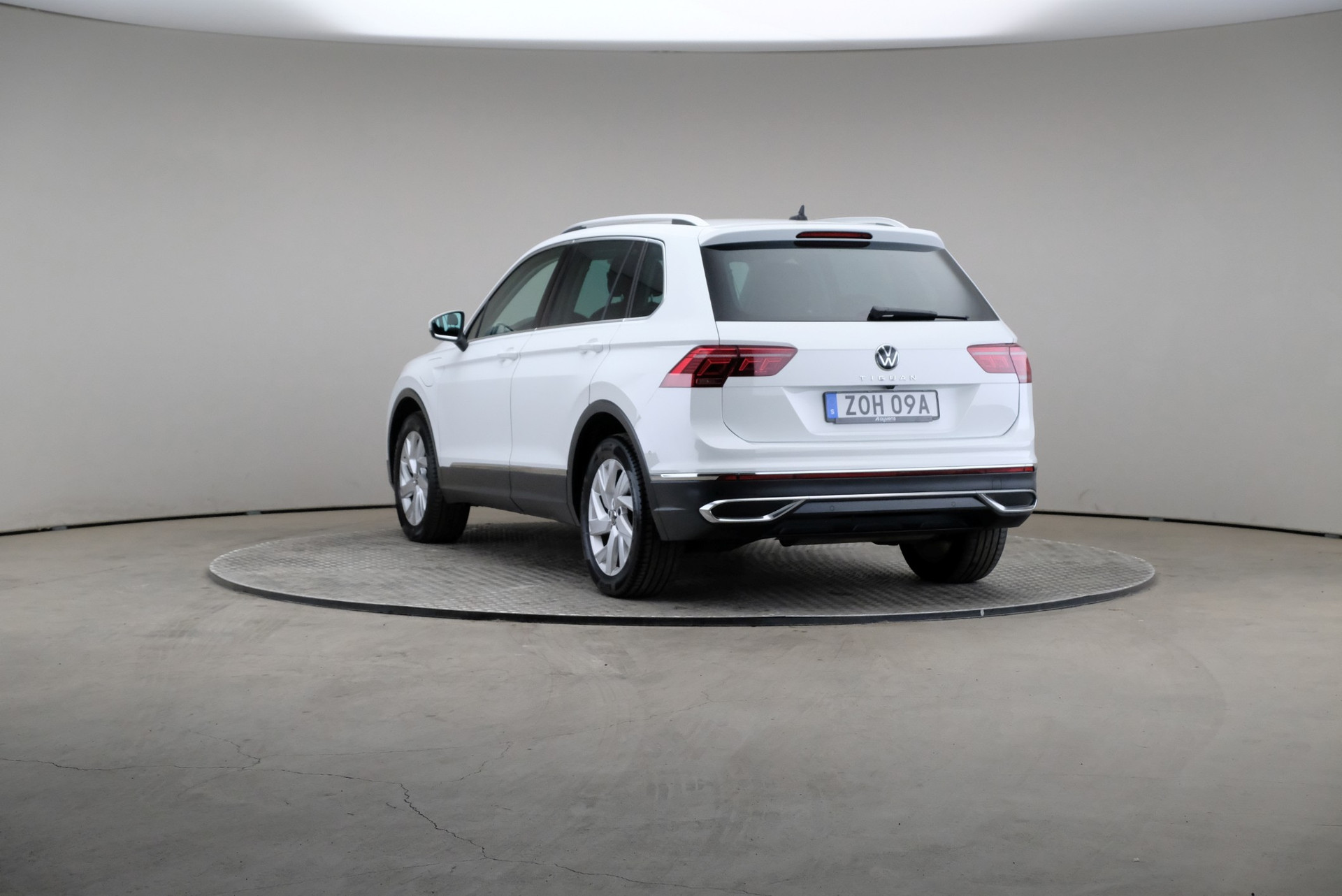 Volkswagen Tiguan 2024, kuva 2/10