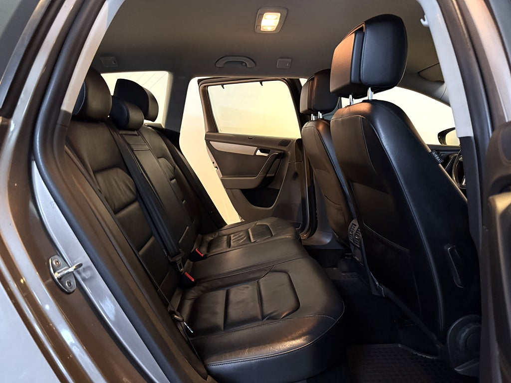 Volkswagen Passat Variant 1.4 TGI EcoFuel Masters VÄRMARE NYBES 2-ÄGARE