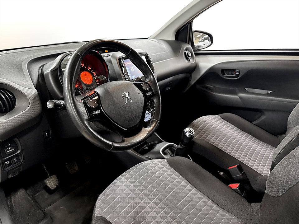 Bild på Peugeot 108 5D Active 1.0 PT 72hk BACKKAMERA CARPLAY