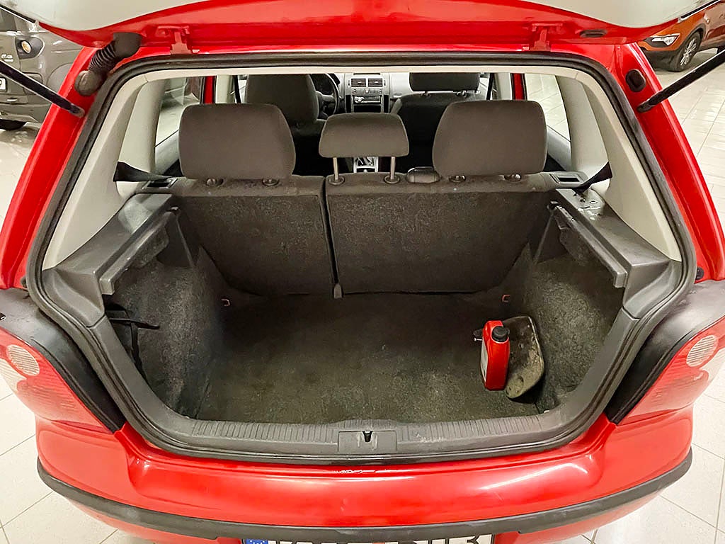Volkswagen Polo 1,4/75 Nybesiktigad