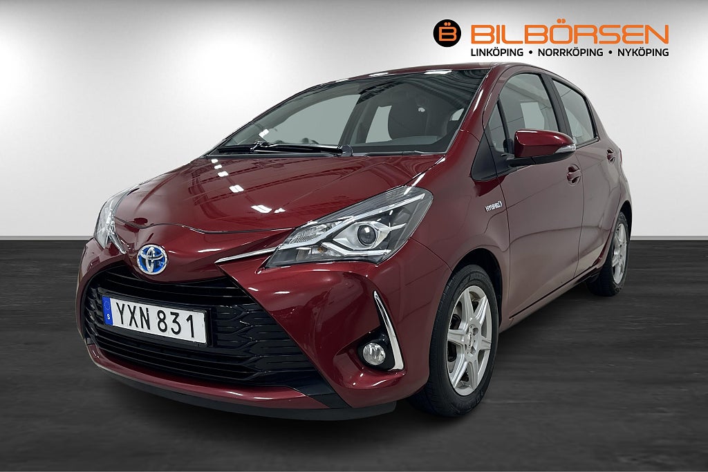 Toyota Yaris Hybrid e-CVT Active (Kamera, Välservad)