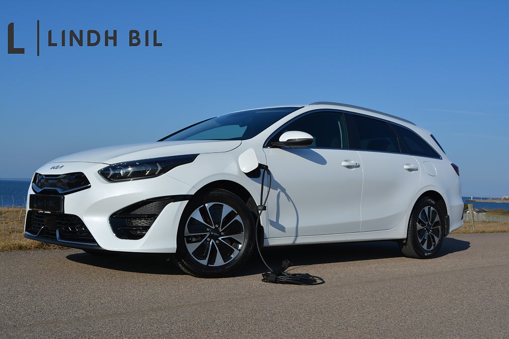 Kia Ceed SPORTWAGON PLUG-IN HYBRID DCT 141HK NAVI KAMERA ADAPTIV