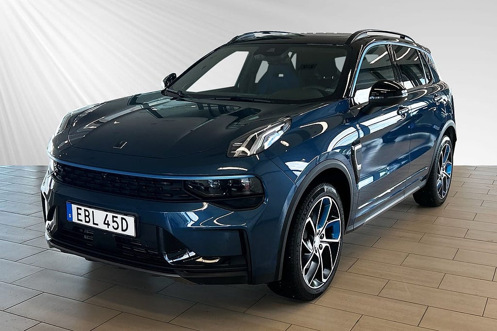 Lynk & Co 01 PHEV Pano 360° Navi Cockpit INFINITY