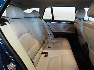 Kombi BMW 520 18 av 24