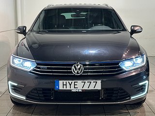 Volkswagen Passat Variant GTE Drag Cockpit Pvärm GPS SoV