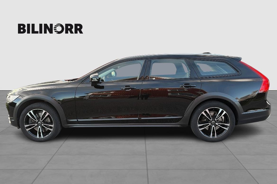 Volvo V90 Cross Country 2019, kuva 3/10