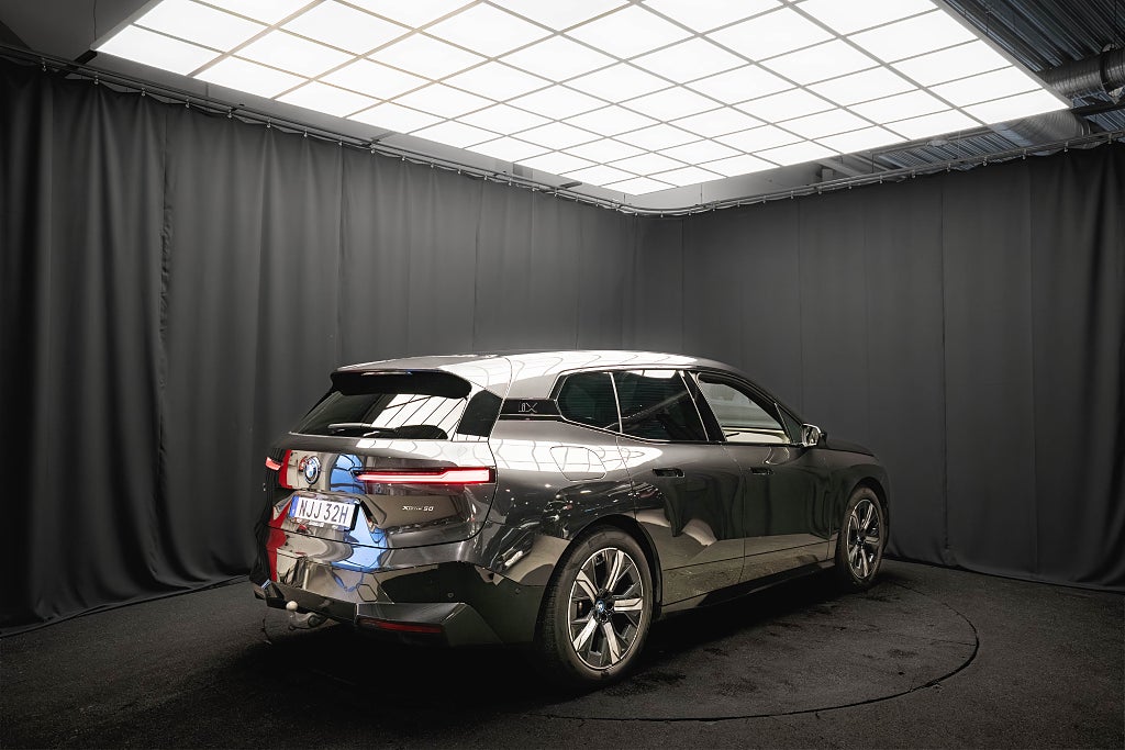 BMW iX xDrive50 PANO SKY LASER DRAG 360° H/K HUD 21'' MOMS