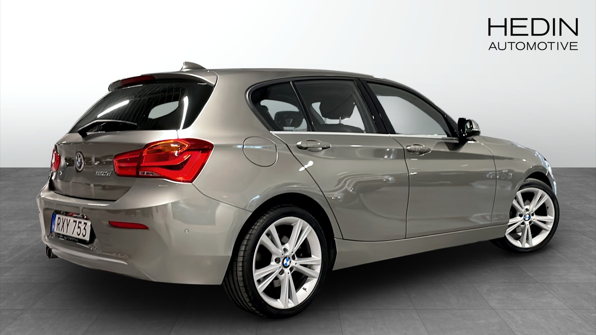 BMW 120 d xDrive 190hk Urban Line 2016, kuva 2/48