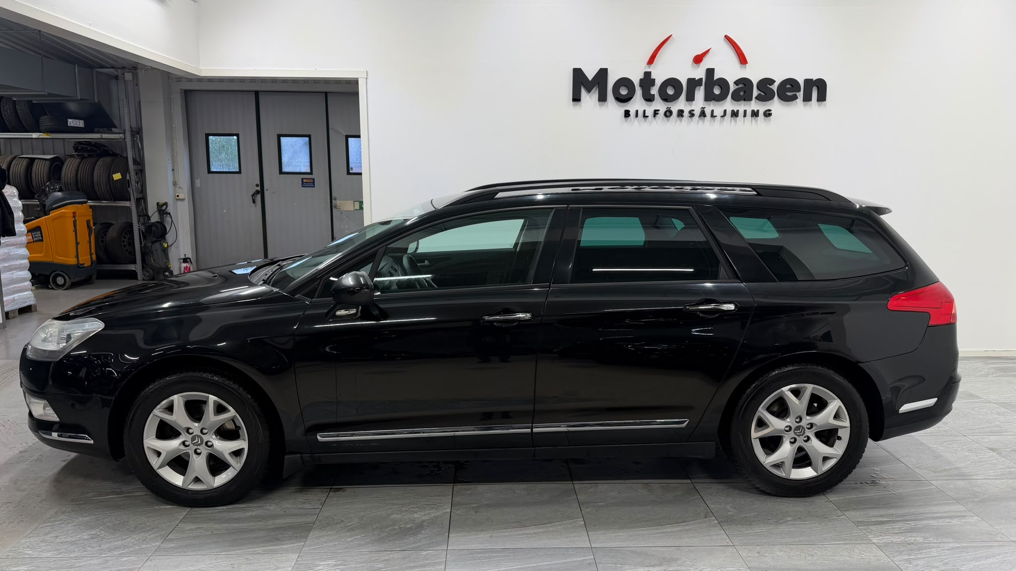 Citroen C5 Tourer 2.0 Bioflex 2009, bild 2/10