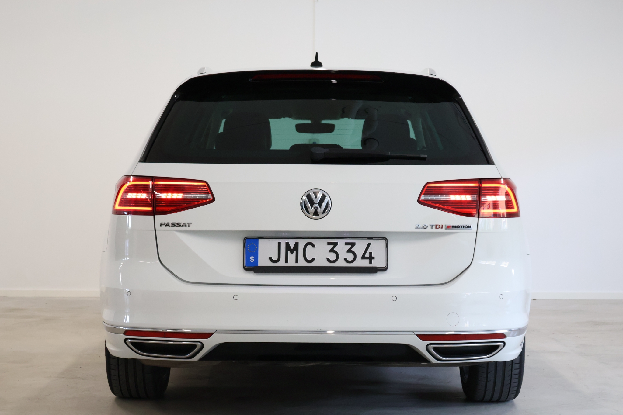 Volkswagen Passat 2017, kuva 6/10