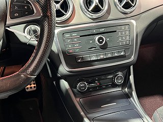 Sportkupé Mercedes-Benz CLA 12 av 12