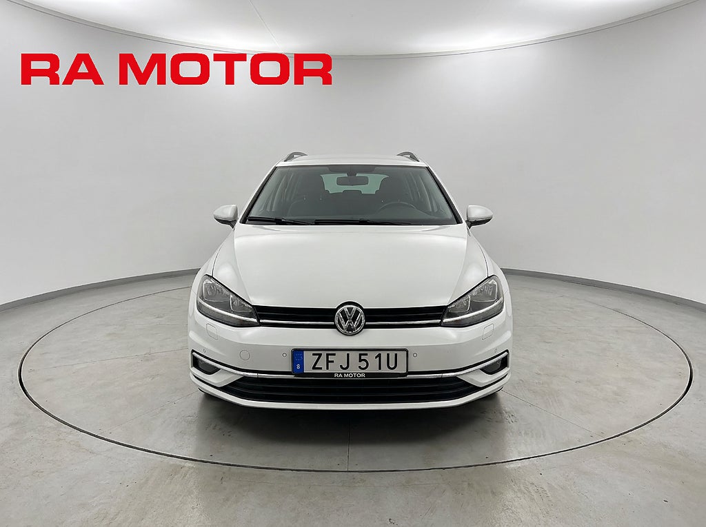 Volkswagen Golf SC 1.6 TDI 116hk | D-värm | Backkamera | Adaptiv-Fart