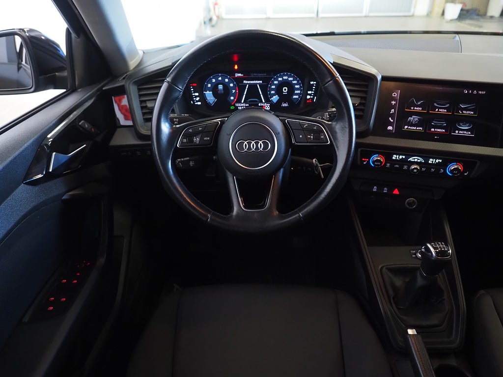 Audi A1 Sportback 30 TFSI 110hk Proline Motorvärmare 2021