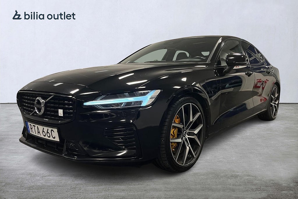 Volvo S60 Recharge T8 AWD Polestar Engineered 456hk Pano B&W