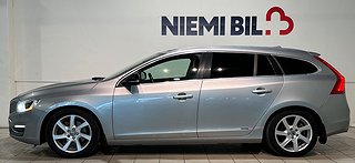 Volvo V60 D5 AWD Geartronic Summum Drag Dvärm VoC Skinn SoV