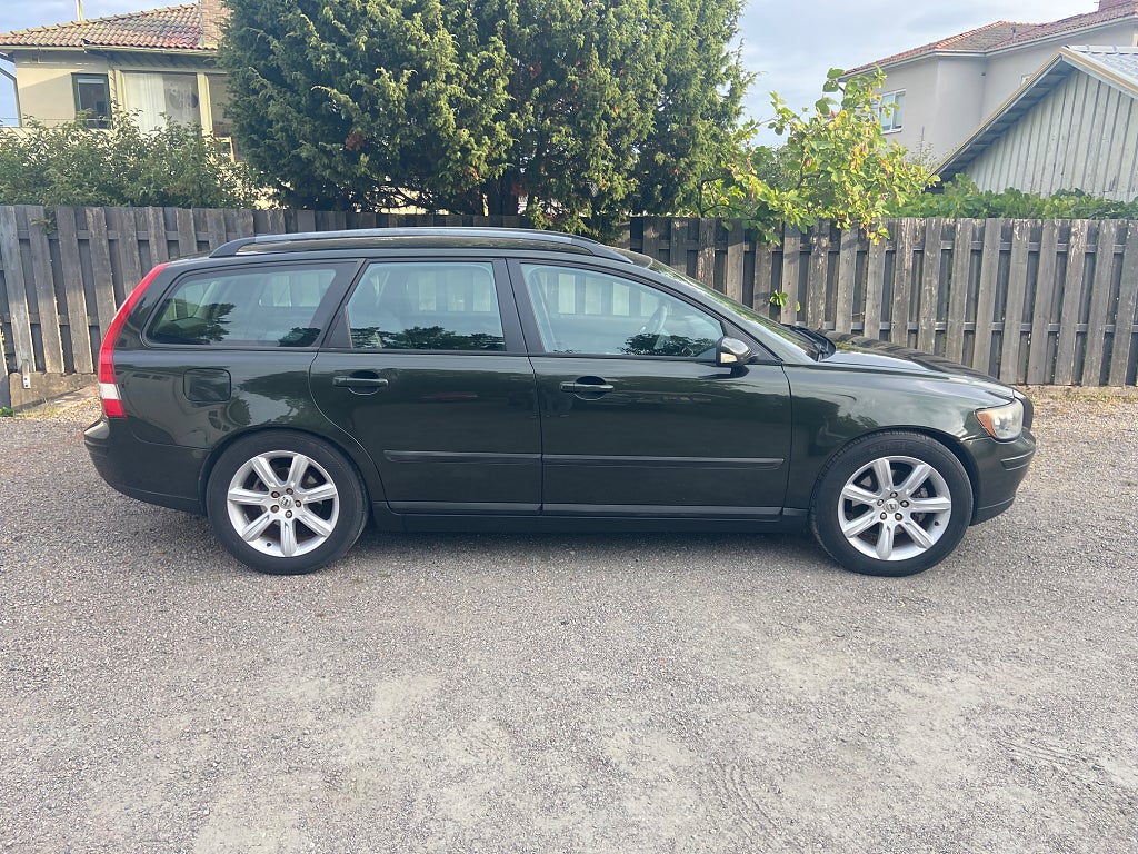 Volvo V50 2.4 Kinetic Euro 4 ac/drag byte/avbet