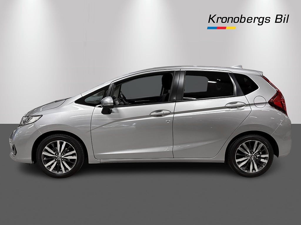 Honda Jazz 1.3 i-VTEC 100hk Elegance Navi Manuell Dragkrok – bild 4