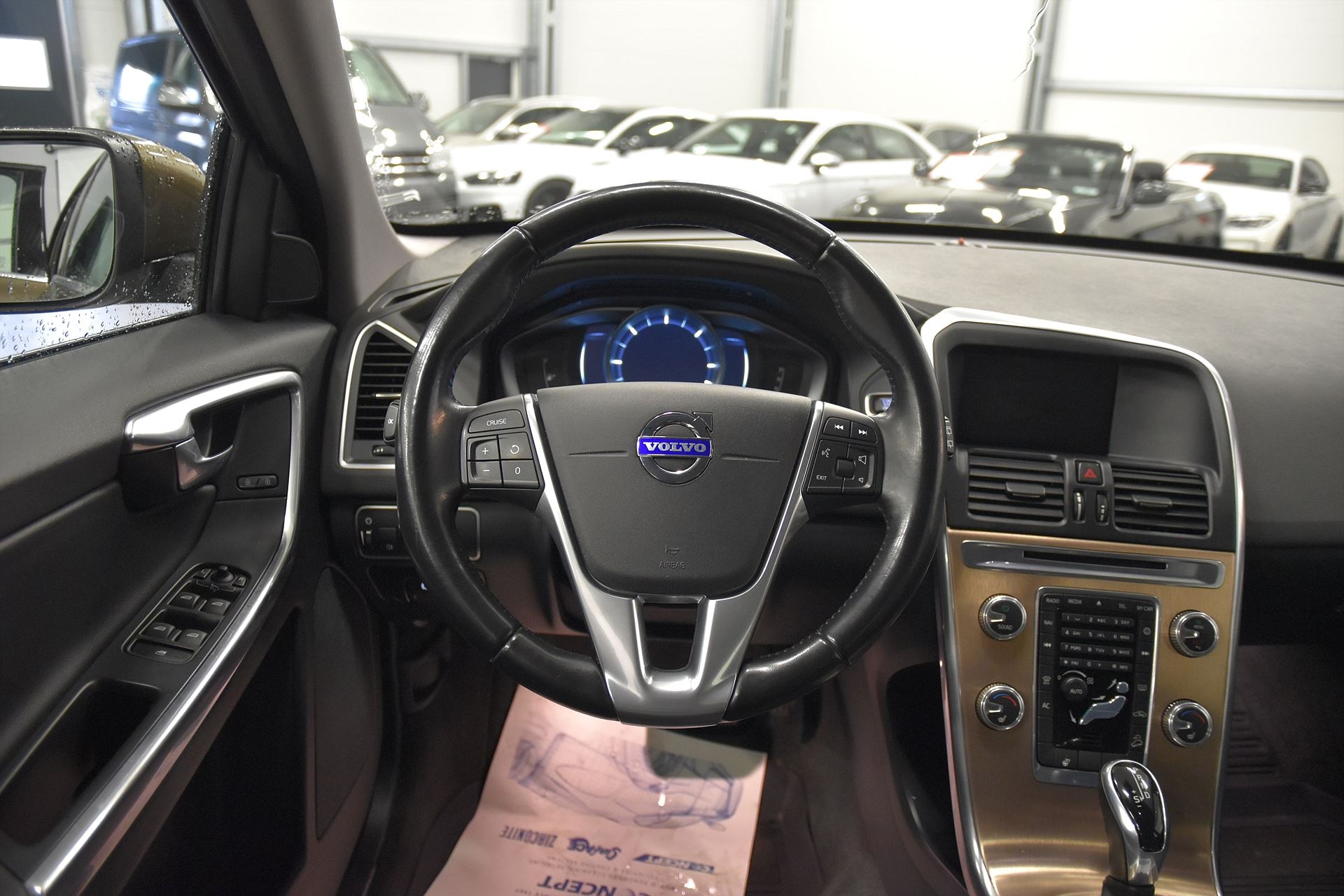 Volvo XC60 2015, bild 2/46