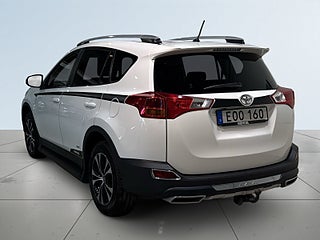 Toyota RAV4 2.0 AWD Edition Feel Kamera Drag Mvärm GPS S/V-hjul