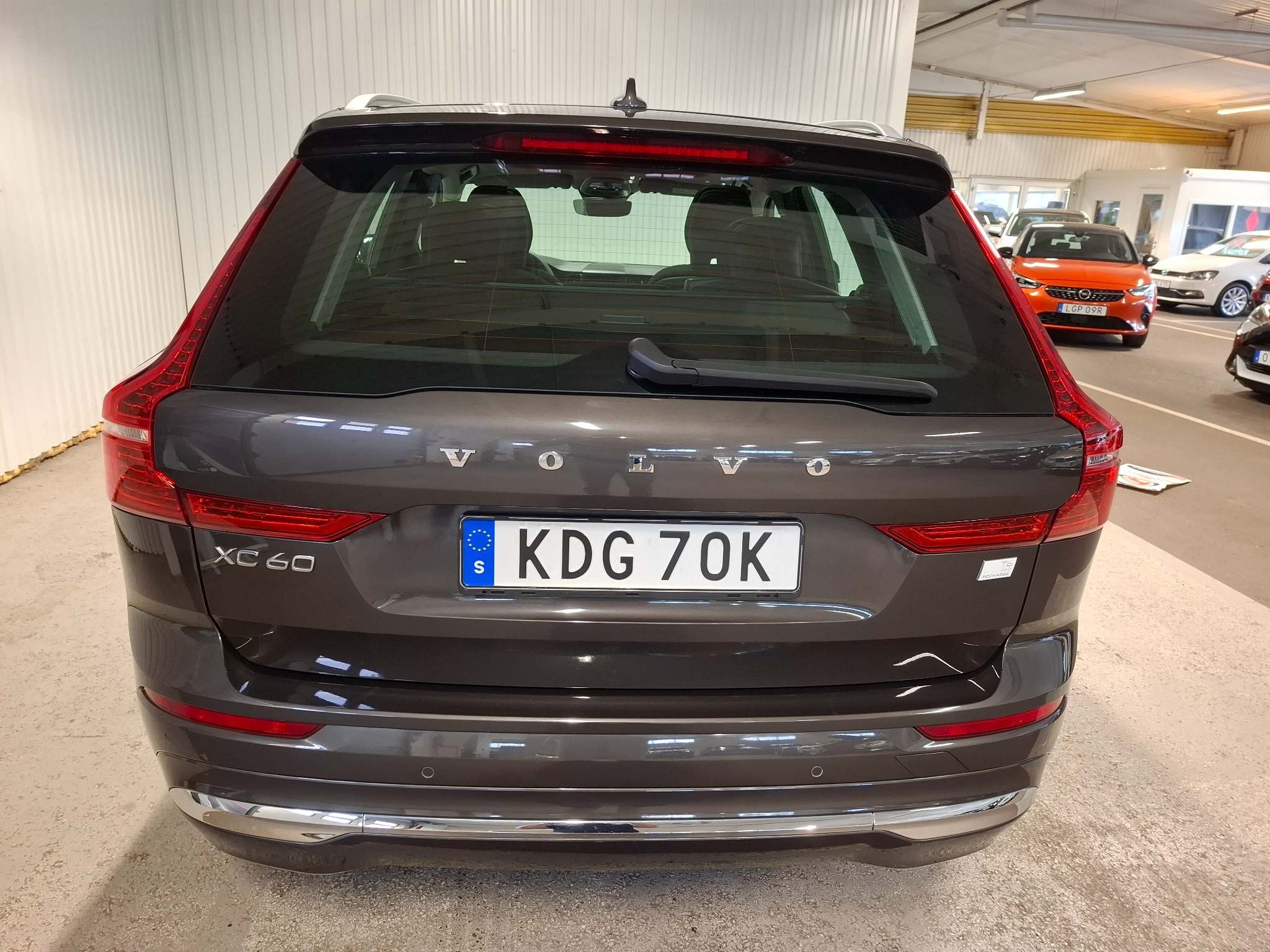Volvo XC60 Recharge T6 350 18,8 kWh AWD 2023, bild 5/46