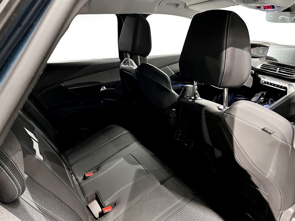 Bild på Peugeot 3008 Allure PHEV 225hk Aut - CARPLAY,B-KAMERA,KEYLESS