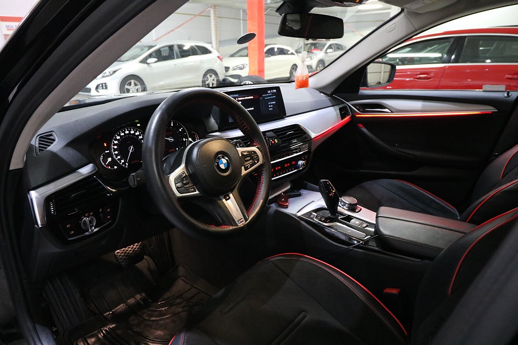 BMW 520d 2018 - miniatyr 11