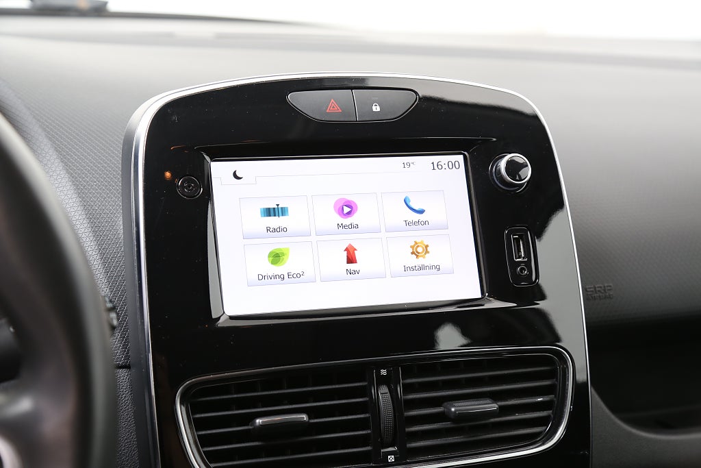 Renault Clio 0,9 TCe 90hk Zen 5dr Navi 2019