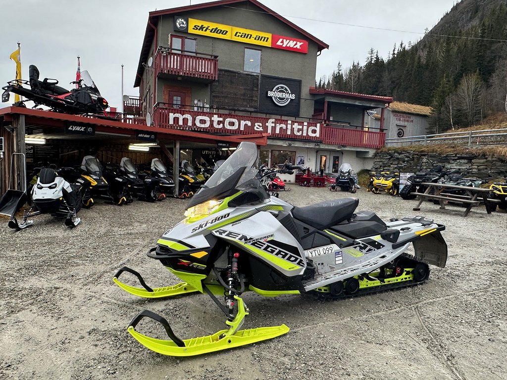 Ski-Doo Renegade XRS 850 E-Tec -18 (260mil) 