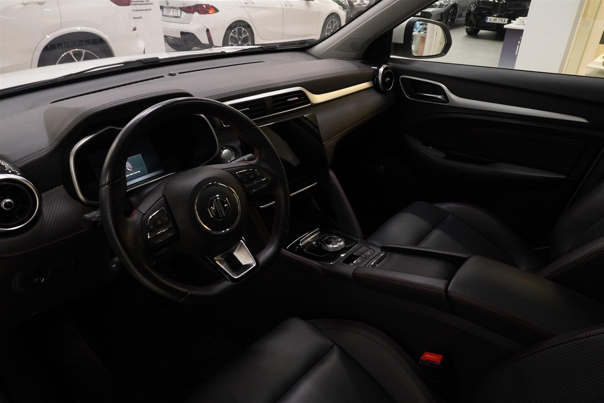 MG ZS Luxury 2023, bild 2/10