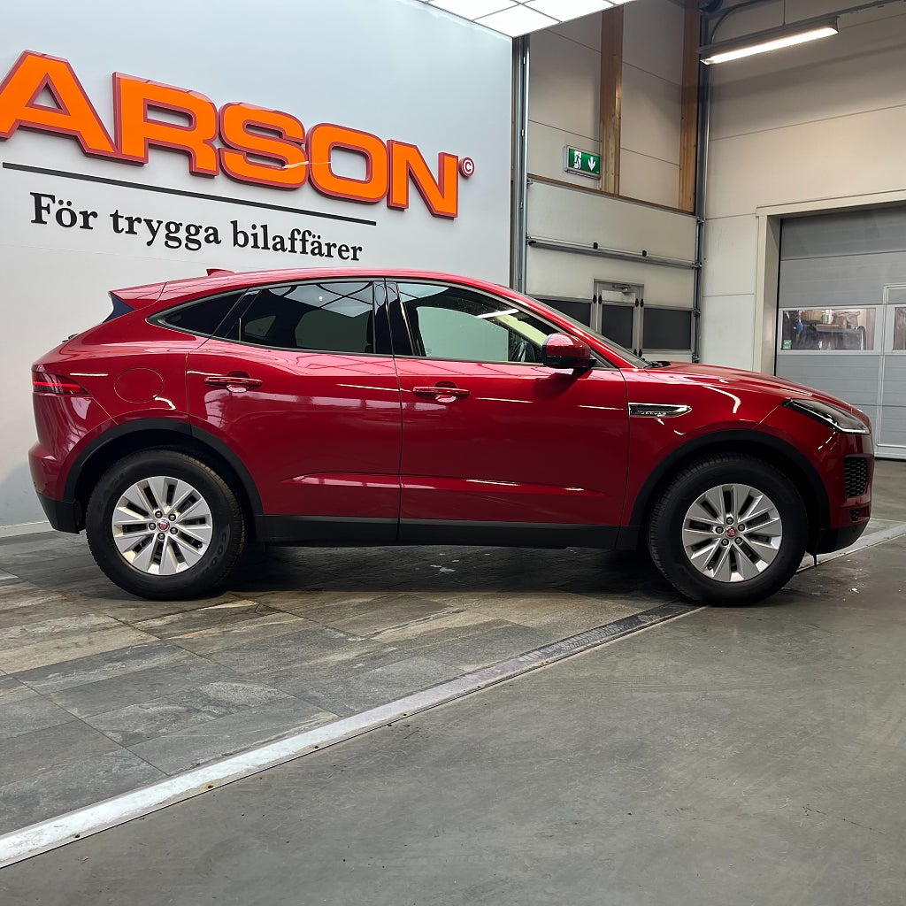 Jaguar E-Pace 4,99% D150 Navi Backkamera Park-sensorer
