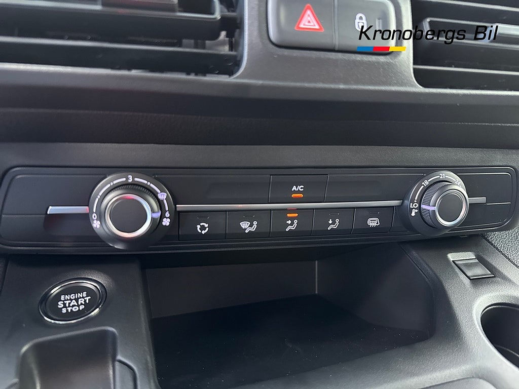 Opel Combo Premium L2 136HK 50 kWh/275km räckvidd – bild 13