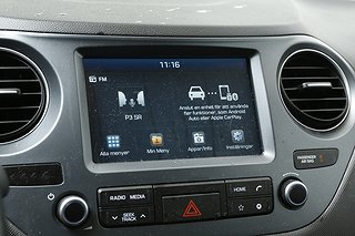 Halvkombi Hyundai i10 19 av 24