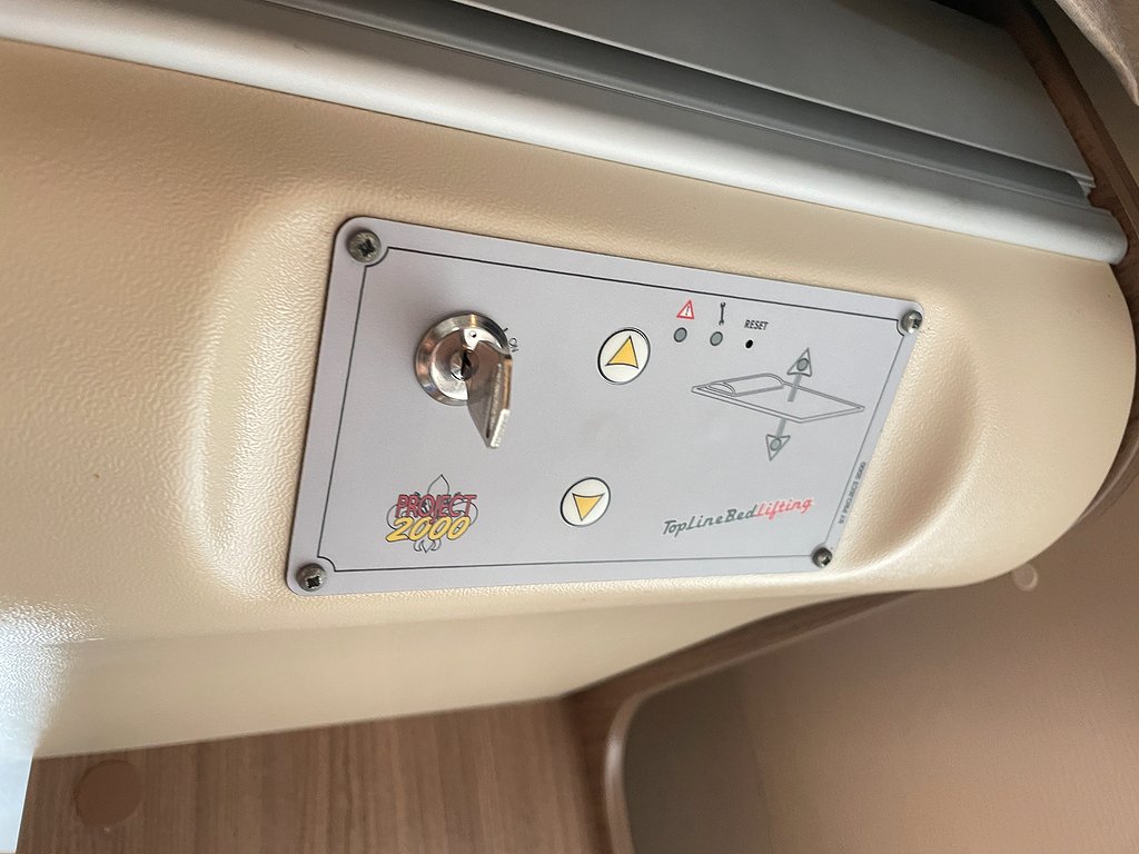Chausson Welcome 99 / Taksäng / Solcell / Ugn / Kamera / DB - Chausson