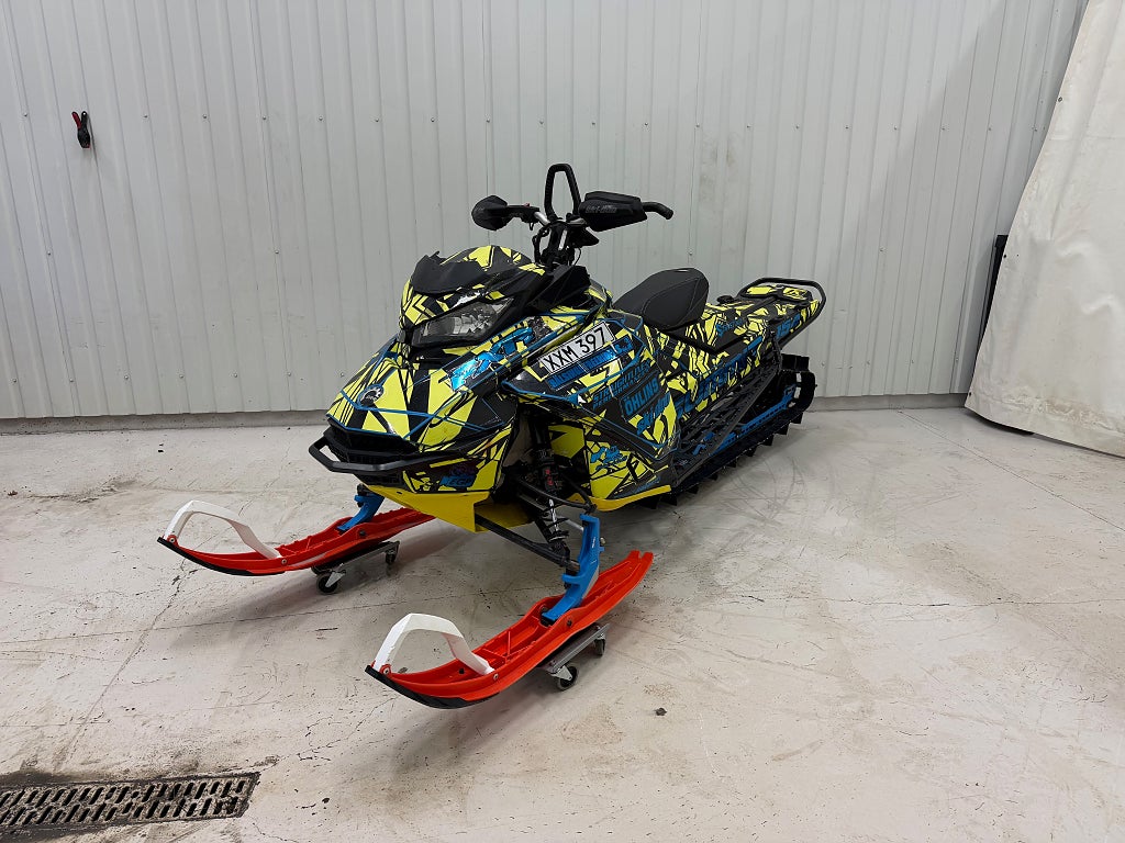Ski-Doo Summit X 850 154" 