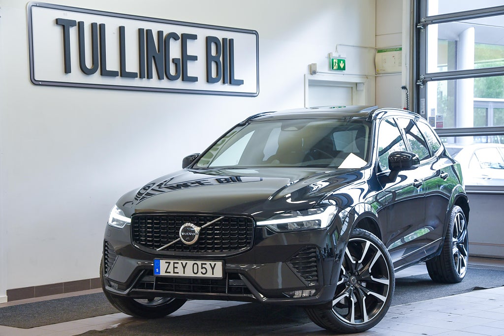 Volvo XC60 B4 AWD Ultimate Dark Pano B&W HuD Läder 22" MOMS
